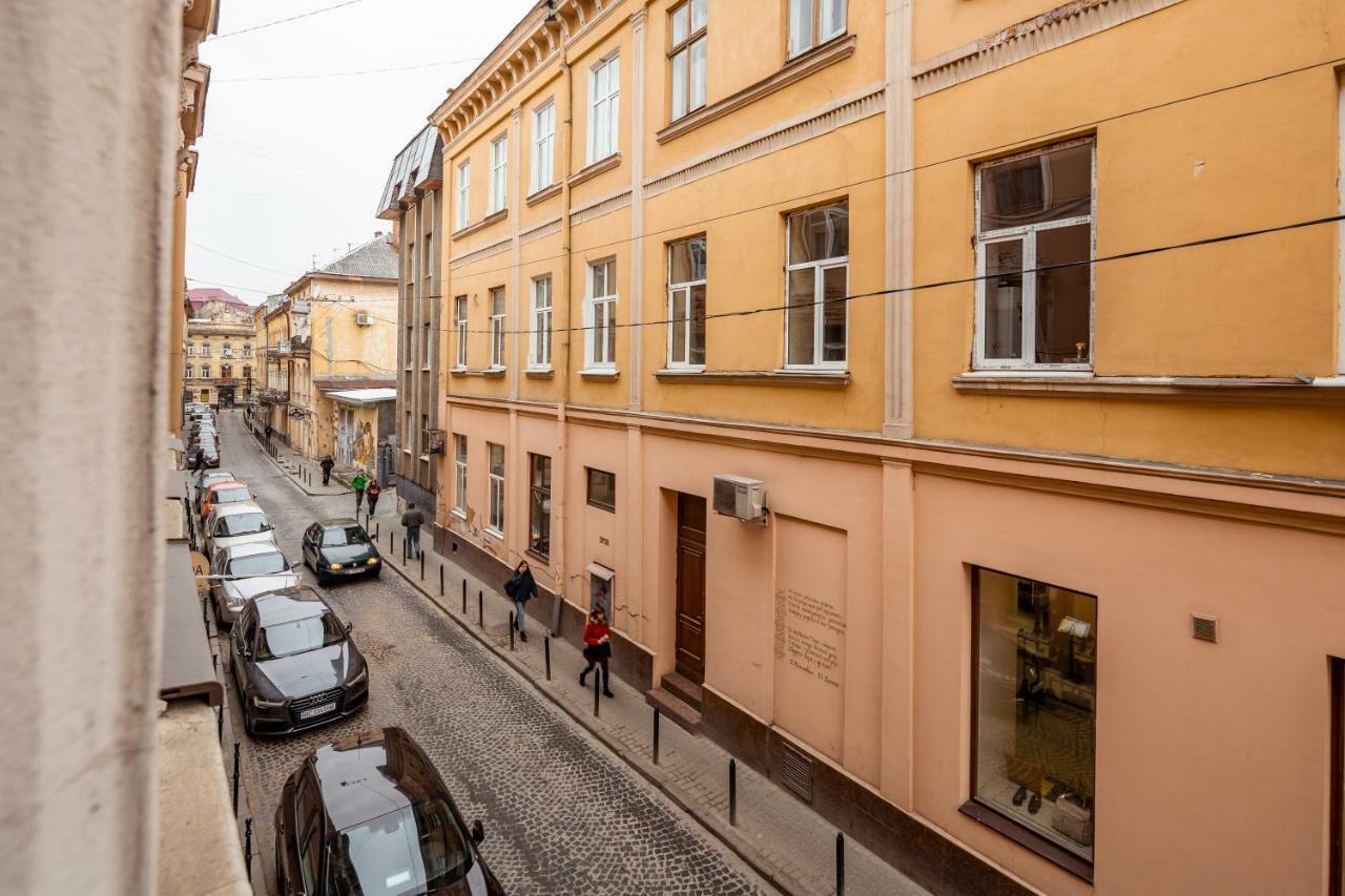 Romari Проспект Свободи 31 Lviv Bagian luar foto